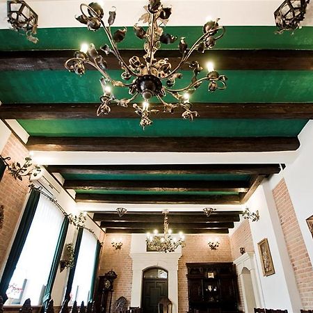 Hotel Restauracja Pod Parowozem Ostrowiec Świętokrzyski 외부 사진