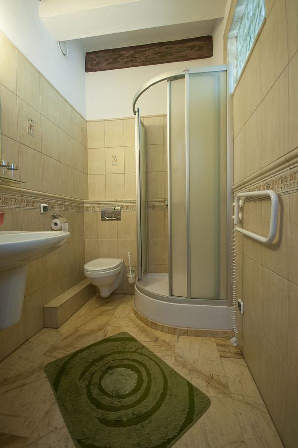 Hotel Restauracja Pod Parowozem Ostrowiec Świętokrzyski 외부 사진